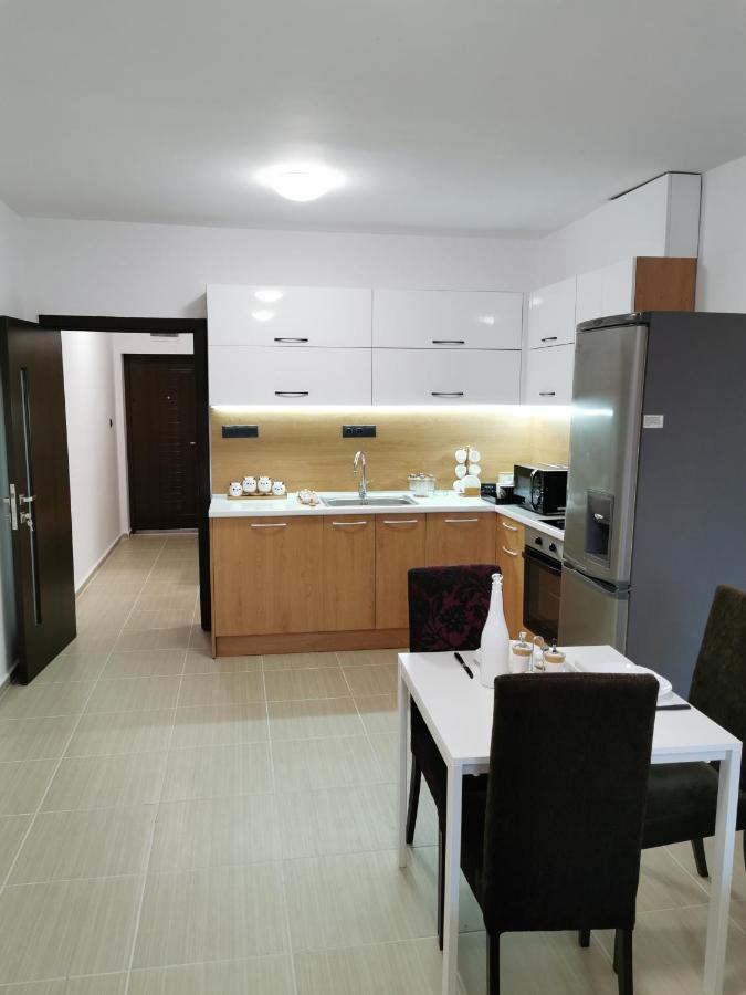 Studios Europa Street Pomorie Bagian luar foto