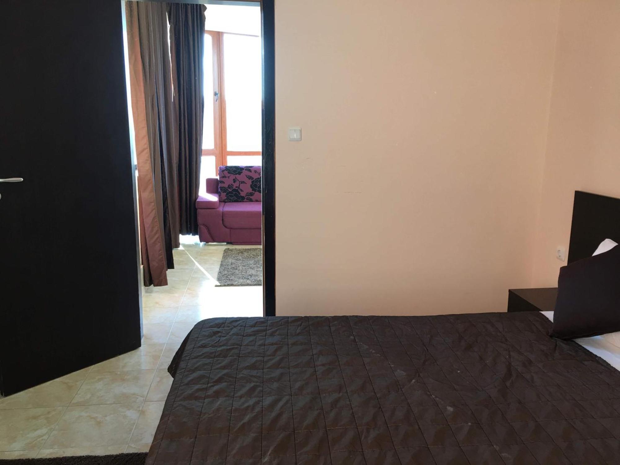 Studios Europa Street Pomorie Bagian luar foto